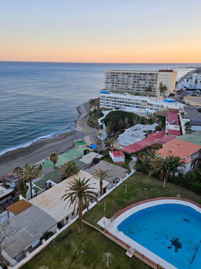 Apartamento La Roca-Mediterraneo Views, 8Th Floor-New Kitchen- Pool- Parking-Air Conditioning, Ceiling Fans & Free Wifi Torremolinos Exterior foto